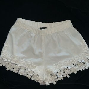 Active USA | Shorts | Flowers | White